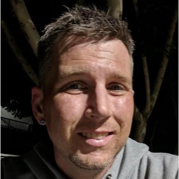 Meet your Posher, Danny - Picture 2 of 2